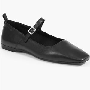 VAGABOND DELIA MARY JANE FLAT